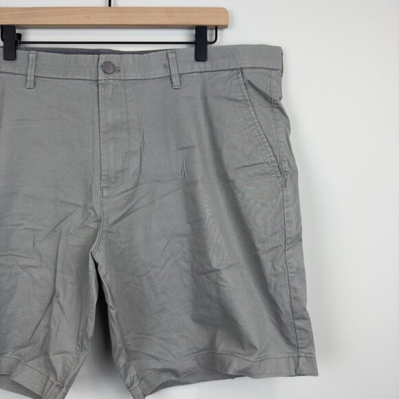 English Laundry Men's Short, Size 40 - Picture 2 of 5